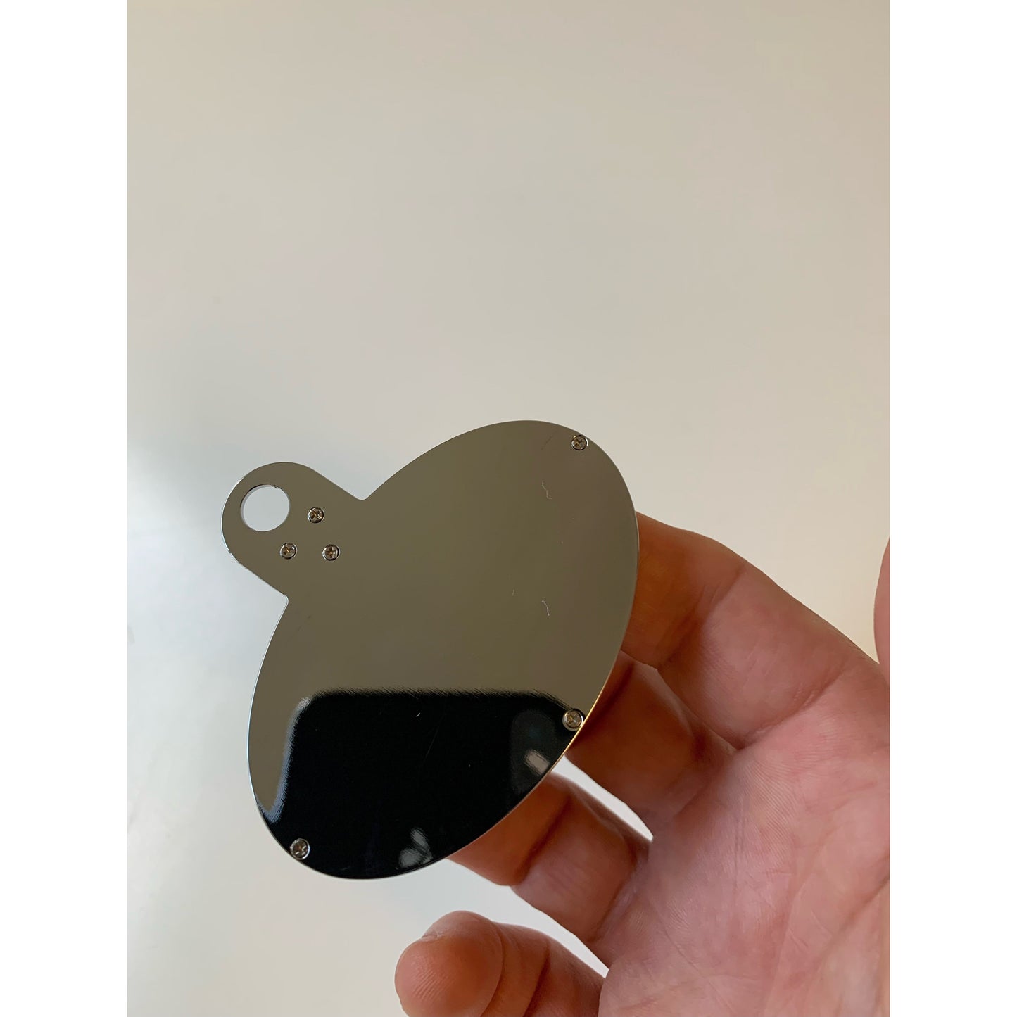 CABBIEZ BADGE HOLDER CHROME